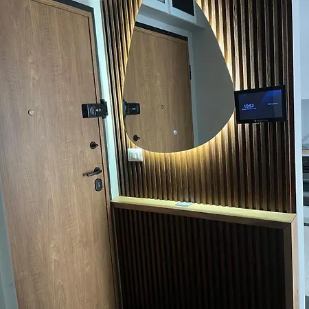 East Gate Leks Apartamento *